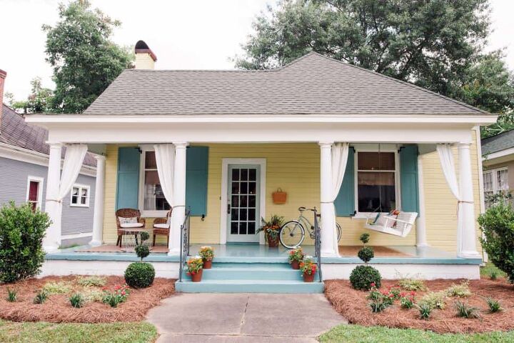 14 inviting front door colors for a yellow house