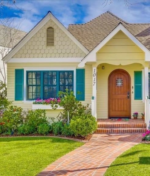 14 inviting front door colors for a yellow house