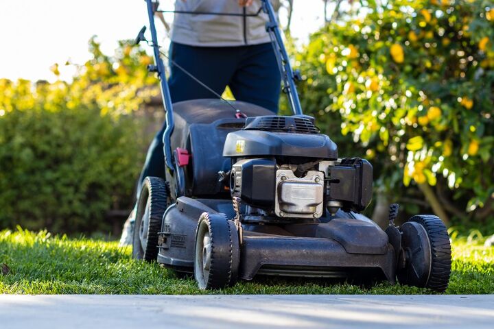 Honda Self Propelled Lawnmower Not Pulling? (We Have A Fix)