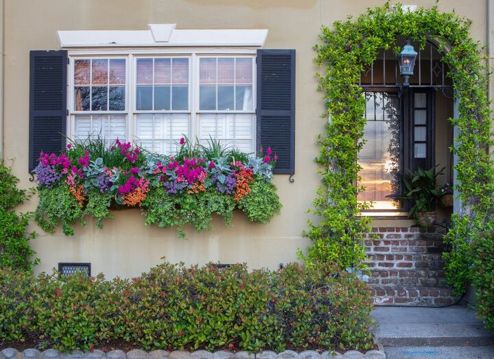 how to hang a window box without drilling