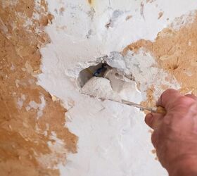 Plaster of Paris Vs Spackle: Which One Is Better?