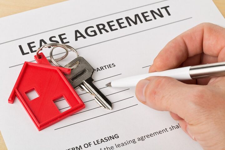 is it better to break a lease or get evicted