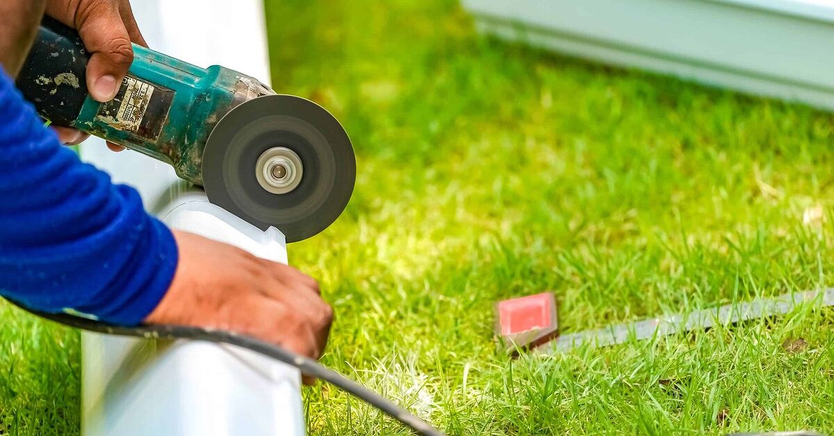 Pipe Clean Cut How To Cut PVC Pipe Straight (In 6 Easy Steps) | Upgradedhome.com