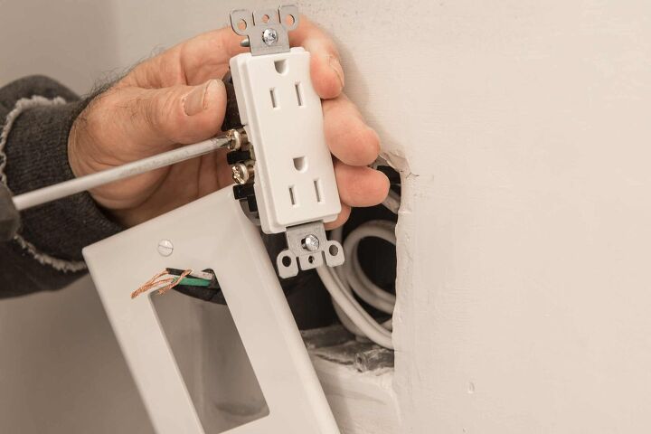 How Often Should Electrical Outlets Be Replaced?