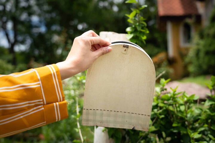 how to install a mailbox on an existing metal post