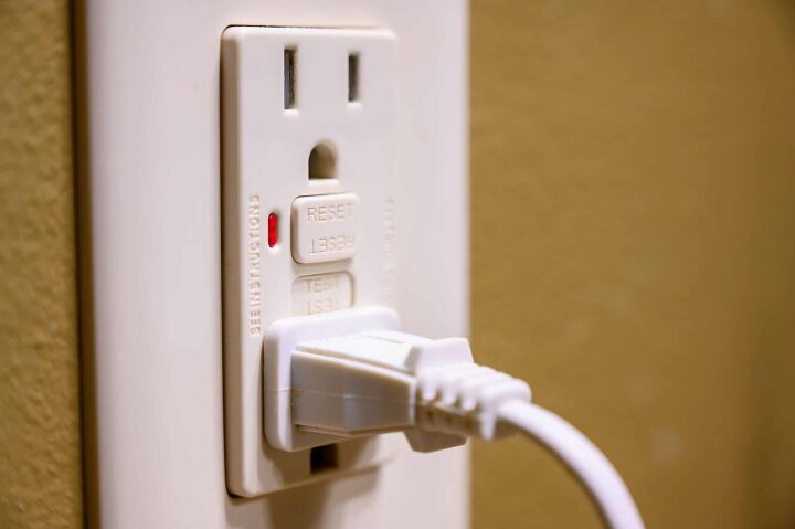 gfci outlet buzzing possible causes fixes