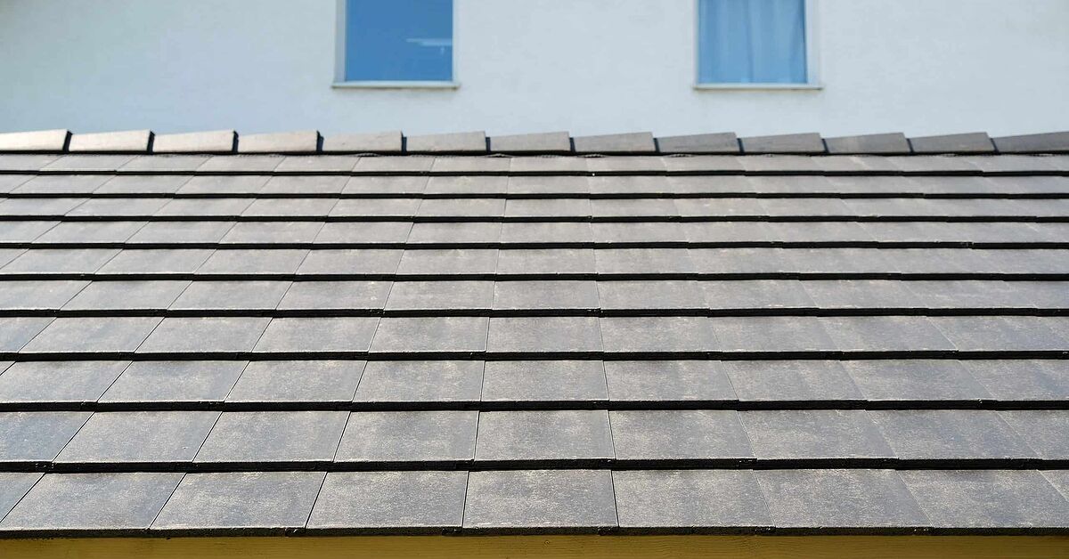 Stacked Shingles Example How To Stagger Architectural Shingles | Upgradedhome.com