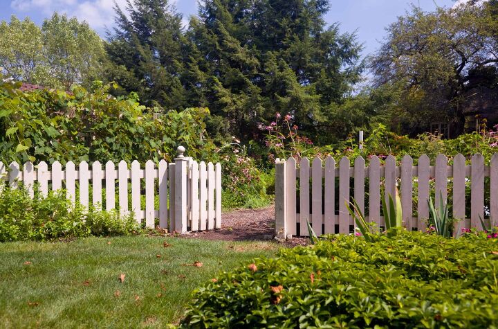 how to fix a gap under a fence gate