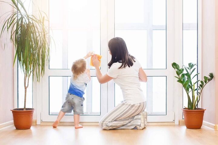 How To Clean Double Pane Windows (Step-by-Step Guide)