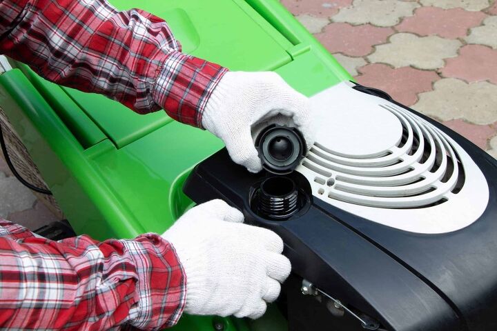 How To Clean A Gas Cap Vent (Step-by-Step Guide)