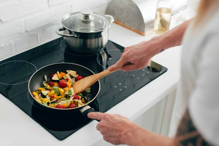 What Kind Of Plug Do You Need For An Electric Stove?