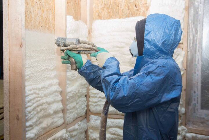 what happens if spray foam insulation gets wet