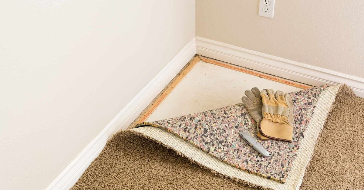 How To Remove Carpet Tack Strips From Concrete | Upgradedhome.com
