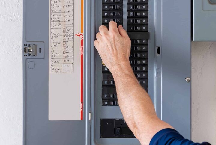 can a bad breaker cause low voltage find out now