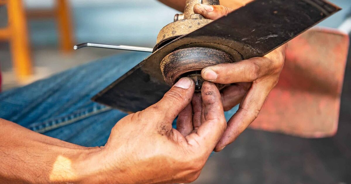 How Often To Grease Mower Spindles