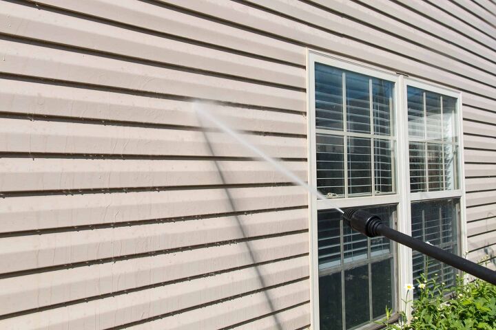 how to remove rust stains from vinyl siding