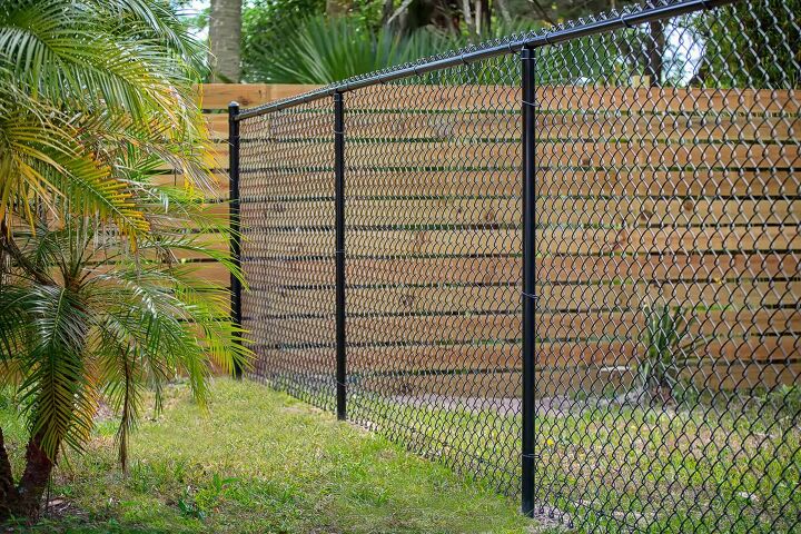 inexpensive ways to cover a chain link fence