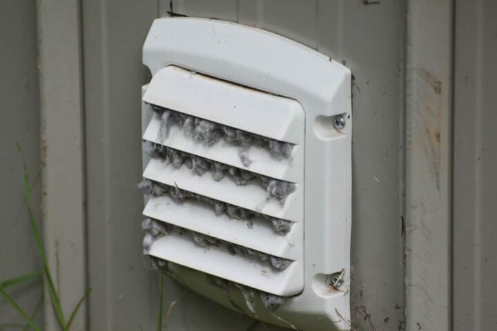 How To Clean A Dryer Vent With A Leaf Blower