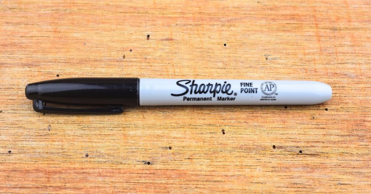 How To Remove Sharpie From Wood (7 Ways To Do It!) | Upgradedhome.com