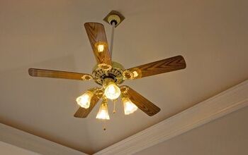 Ceiling Fan Light Flickers? (Possible Causes & Fixes)