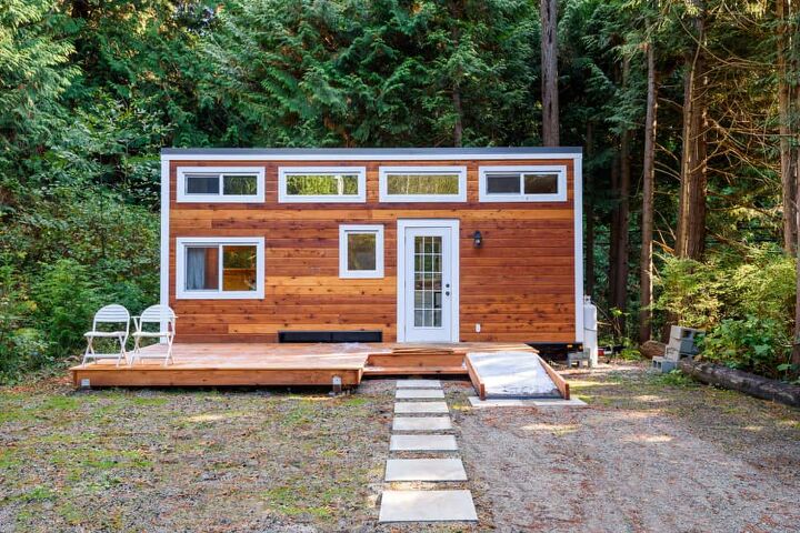 Dimensions of Tiny Houses: Layouts & Guidelines (with Photos)