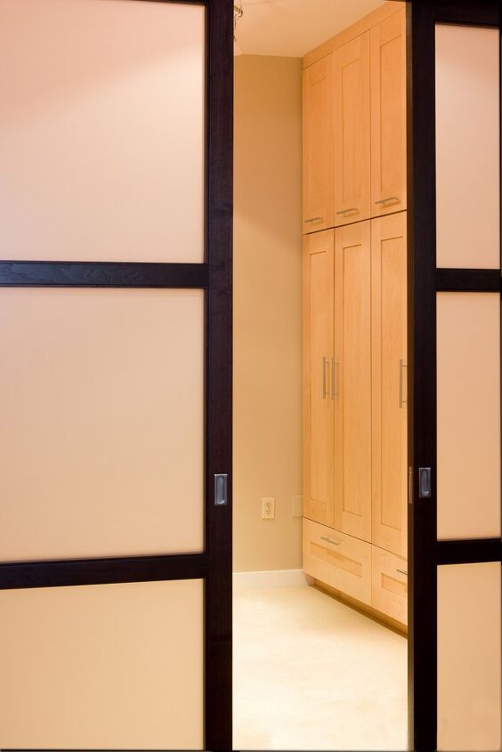 how to remove a pocket door without removing the trim