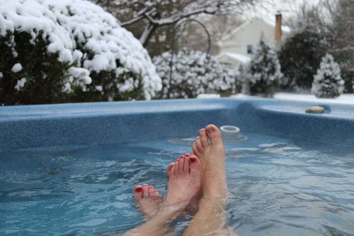 how to keep a hot tub from freezing 6 easy steps