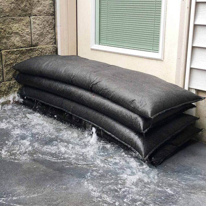 15 alternatives to sandbags for temporary flood protection