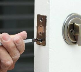 How To Remove A Kwikset Deadbolt (Quickly & Easily!)