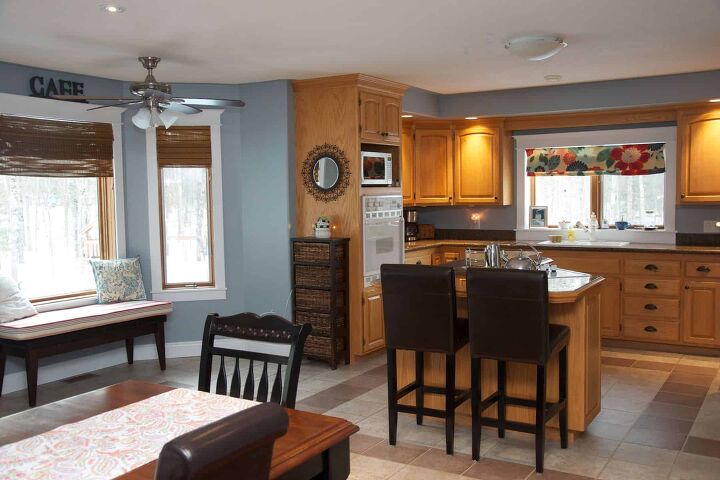 what are the best kitchen colors with oak cabinets