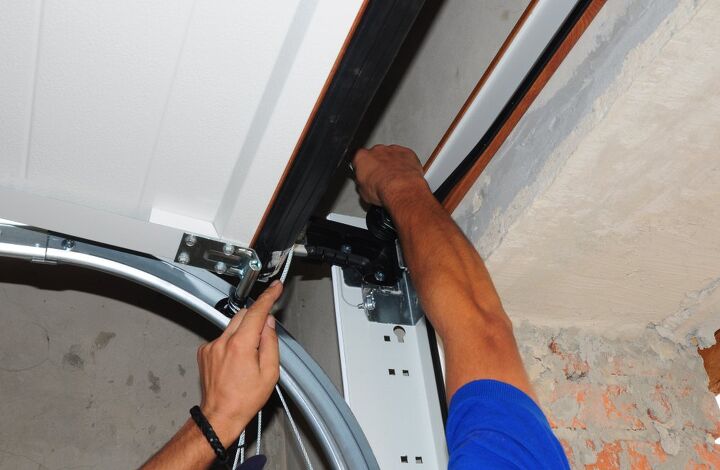 how to seal a garage door from the inside 2 ways to do it