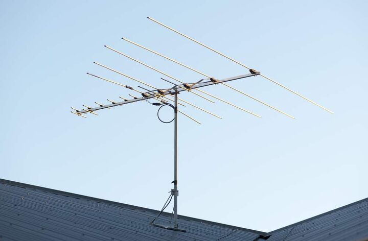 how to install an antenna on a roof quickly easily