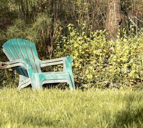 how to clean chalky plastic lawn chairs quickly easily