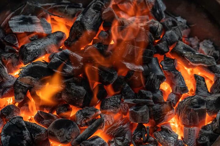 How To Light Charcoal Without Lighter Fluid (8 Ways To Do It!)