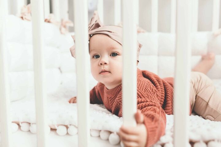 5 Safe Alternatives to Crib Bumpers [Use These Instead]