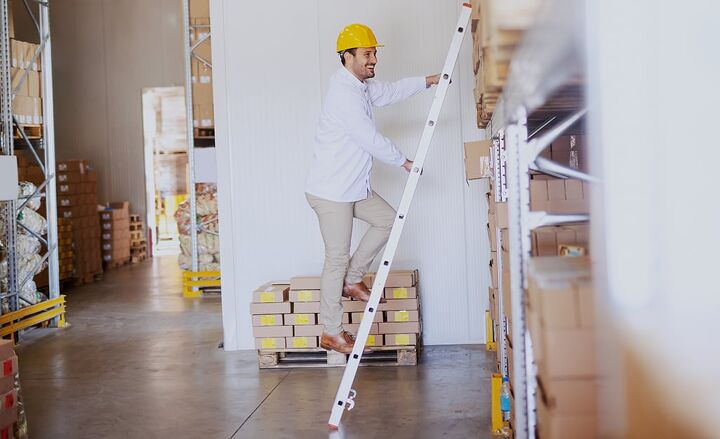 14 different types of ladders with photos