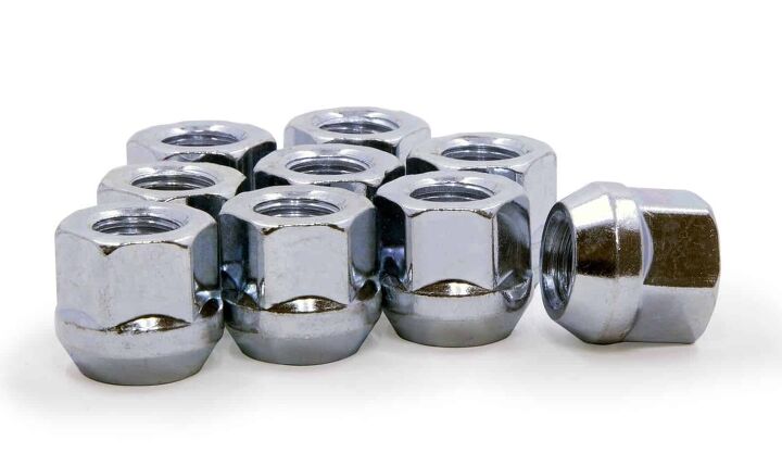 12 different types of lug nuts with photos