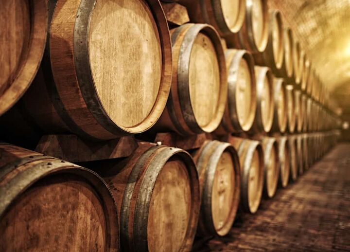 what are the dimensions of a wine barrel find out now
