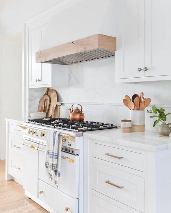 70 kitchens with white appliances with photos