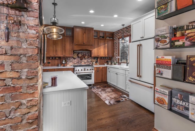 70 kitchens with white appliances with photos