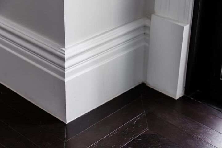 7 Baseboard Alternatives (Cheap & Modern Options) | Upgradedhome.com