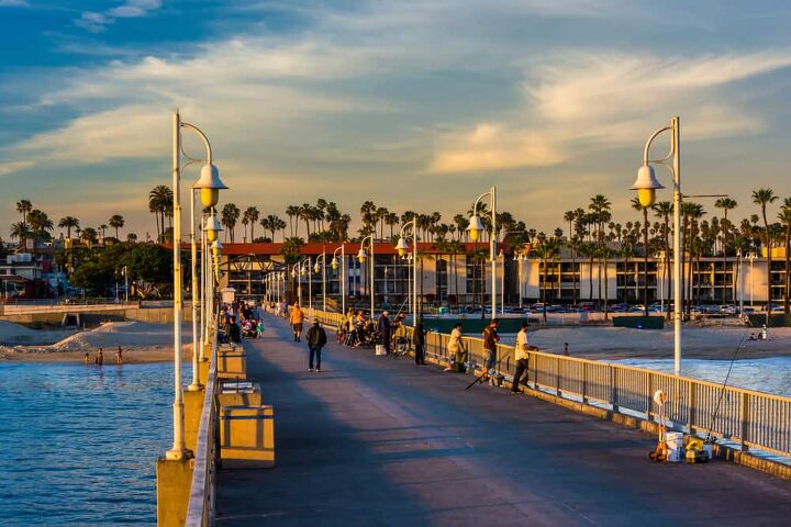 what are the 6 best neighborhoods in long beach california