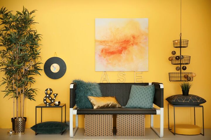 what wall color goes with black furniture find out now
