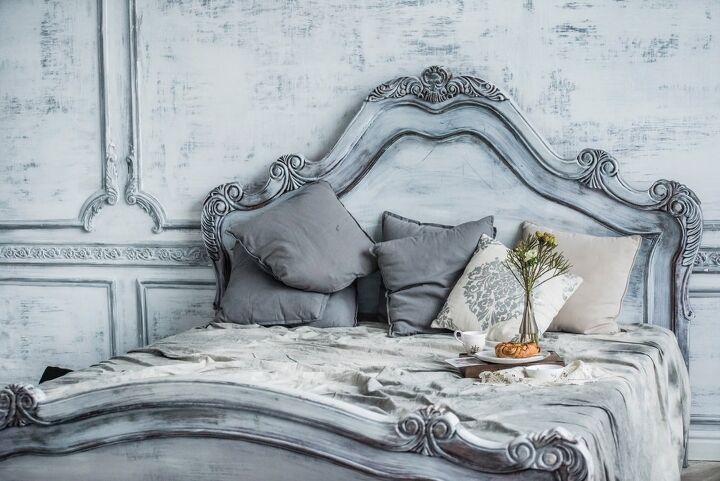 What Is A French Bed? (Size, Style, and Pros & Cons)
