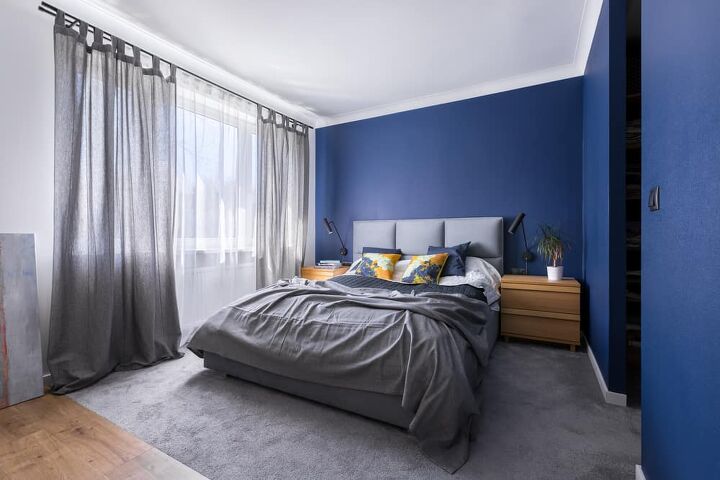 what color curtains go with blue walls find out now
