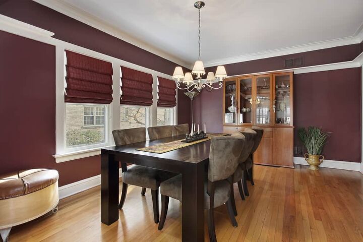 what color curtains go with burgundy walls find out now