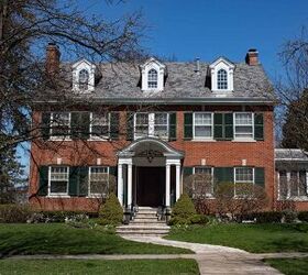 11 Types of Colonial Houses