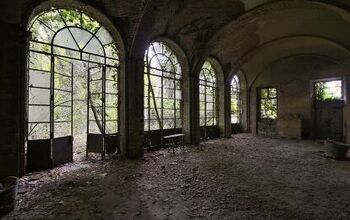 The Top Abandoned Places In Virginia (& Where to Find Them!)
