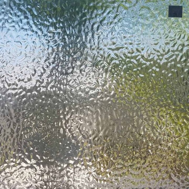 20 Types of Stained Glass (with Photos) | Upgradedhome.com