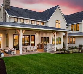 Should All Exterior Doors Be The Same Color? (Find Out Now